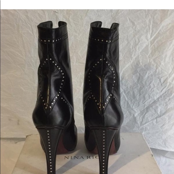 BRAND NEW NINA RICCI BLACK LEATHER BOOTS - Picture 7 of 8